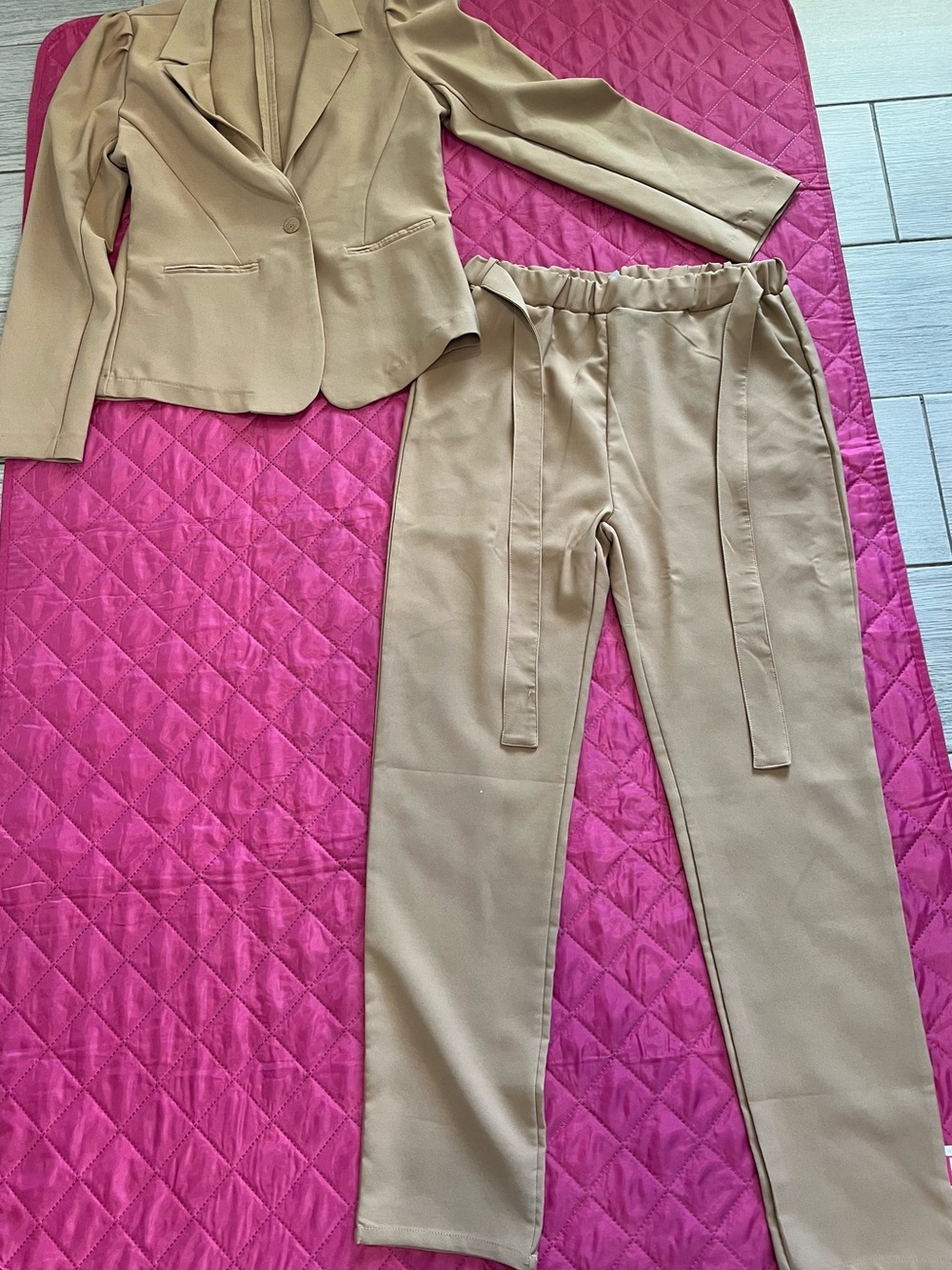 Papaya Taupe High-Waist Belted Trousers two pieces!